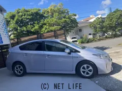 トヨタ プリウス