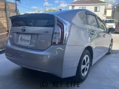 トヨタ プリウス