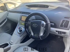 トヨタ プリウス