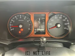 ダイハツ タフト