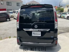 日産 セレナ