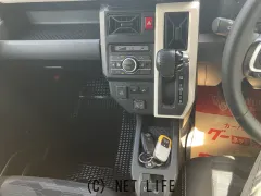 ダイハツ タフト