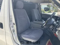 トヨタ ハイエースバン
