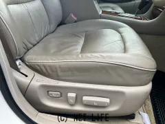 トヨタ ブレビス