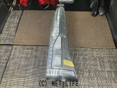 外装・エアロ セレナ　右テールレンズ