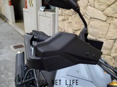 スズキ V-STROM800DE