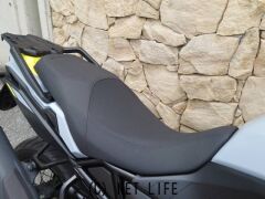 スズキ V-STROM800DE