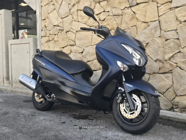 スズキ バーグマン200