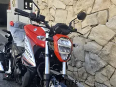 スズキ ジクサー