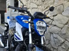 スズキ ジクサー