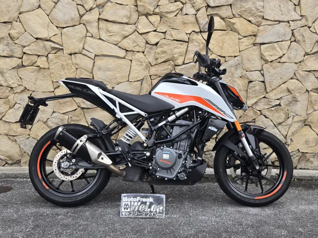 KTM 390 デューク