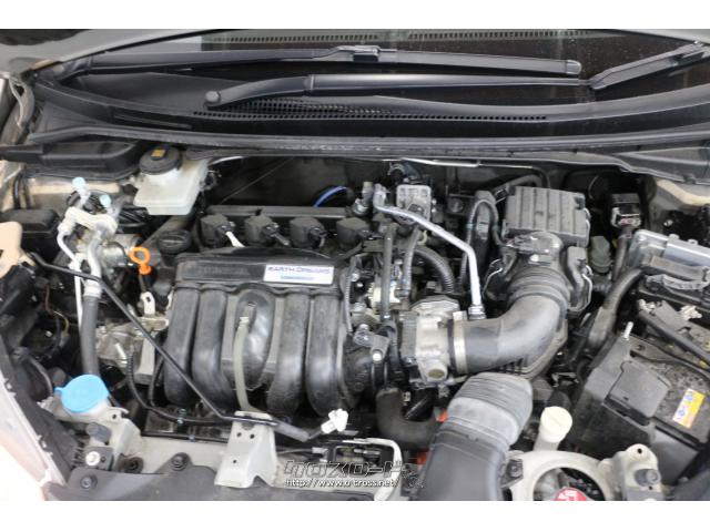 水冷直列4気筒DOHC16バルブ+モーター 最高出力110ps(81kW)/6000rpm最大トルク13.7kg・m(134N・m)/5000rpm ホンダ フィットハイブリッド