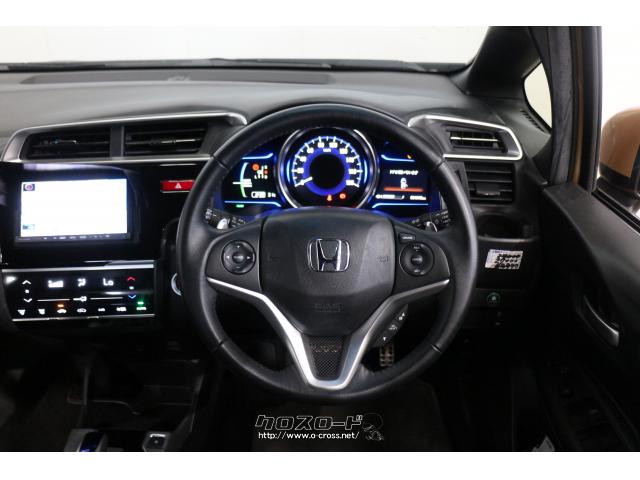 広さと快適さはそのままに、上質感と運転のしやすさをさらに高めたソフィスティケイテッド・フューチャリスティック・コックピットを具現化 ホンダ フィットハイブリッド