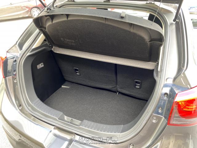 使いやすいラゲッジスペース!充分な容量があります! マツダ デミオ