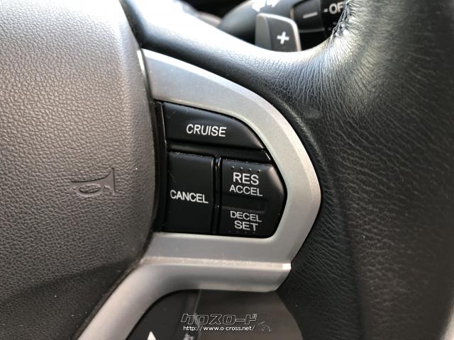 長距離ドライブの強い味方、クルーズコントロール。また、パドルシフトでよりスポーティーな走りを ホンダ CR-Z