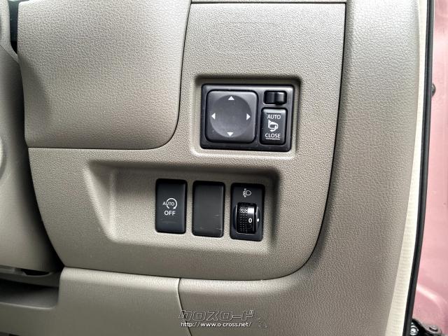 電動格納ミラーが装備はもちろん、アイドリングストップ機能も付いてますので低燃費♪ 日産 マーチ