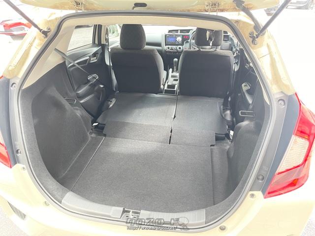 ダイブダウン機能を使えばさらに大きく長い荷物も積載可能 ホンダ フィット