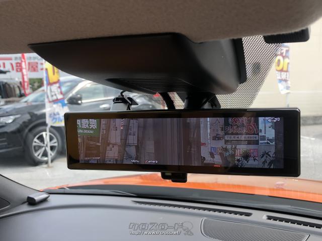 後方をカメラで映し出すスマートルームミラー♪後部座席の人と目が合わないって意外と良いですよ〜 日産 キックス