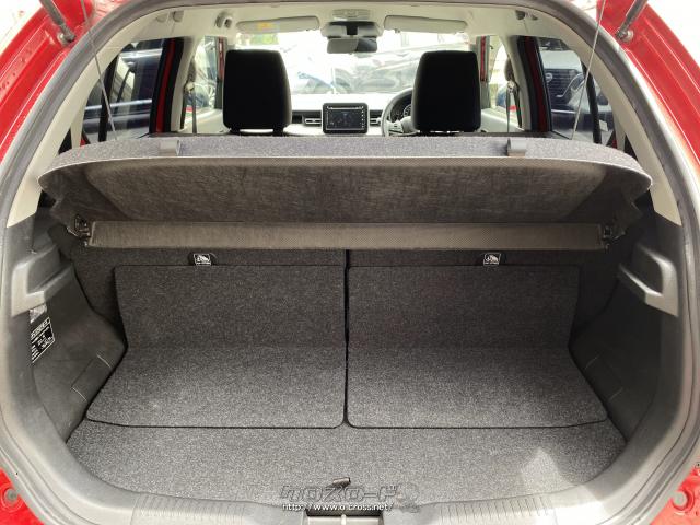 ラゲッジスペースは後席を前後にスライド可能なのでお好みの広さに調整可能。 スズキ イグニス