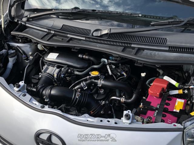 エンジン型式1NR-FE 最高出力94ps(69kW)/6000rpm 最大トルク12.0kg・m(118N・m)/4400rpm 種類直列4気筒DOHC トヨタ iQ