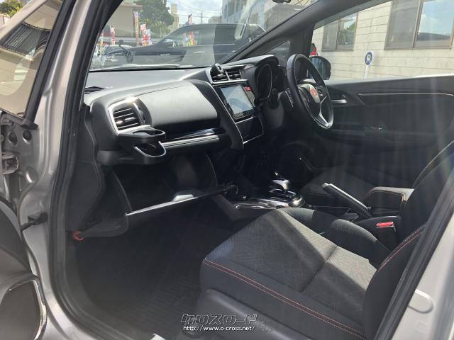 助手席側グローブボックス。 ホンダ フィットハイブリッド