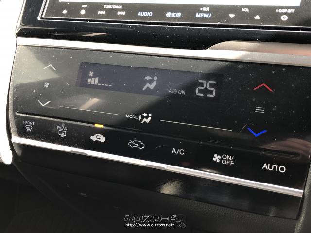 エアコンの操作パネル。 ホンダ フィットハイブリッド