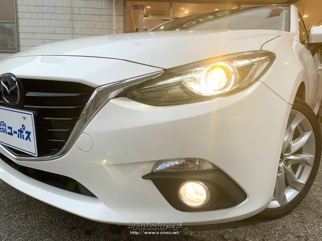 プロジェクター式ヘッドライト。フォグランプ付き マツダ アクセラスポーツ