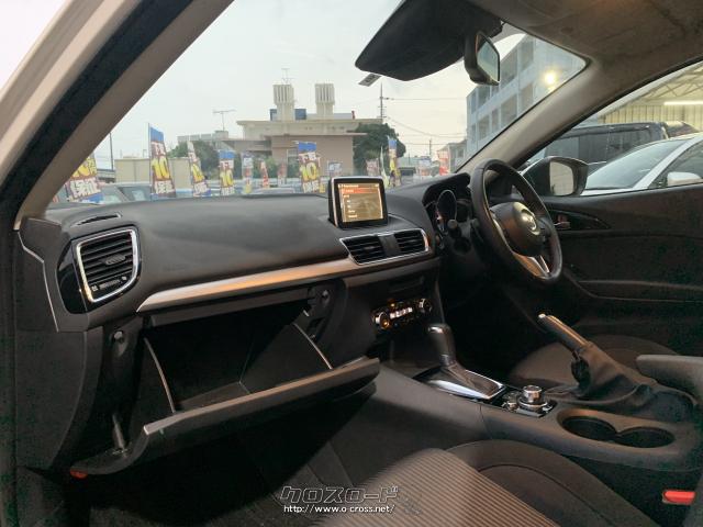 助手席側グローブボックス。 マツダ アクセラスポーツ