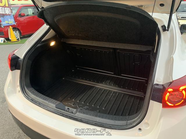 ラゲッジスペース。 マツダ アクセラスポーツ