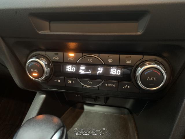 エアコンの操作パネル。 マツダ アクセラスポーツ