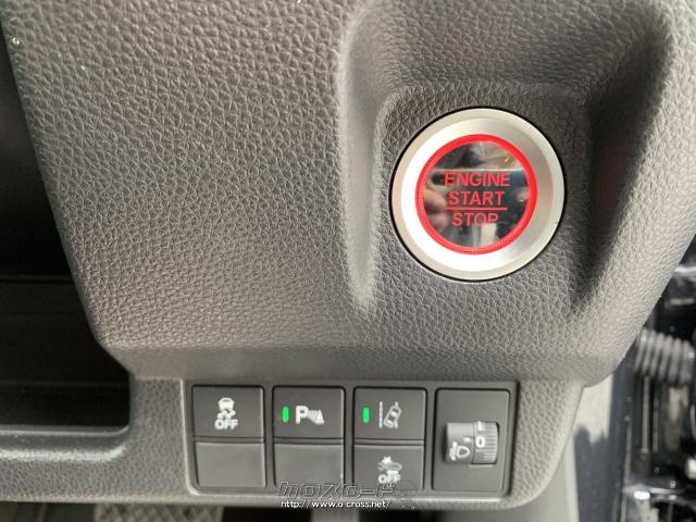 運転席右下に各種スイッチを配置。 ホンダ N-WGN