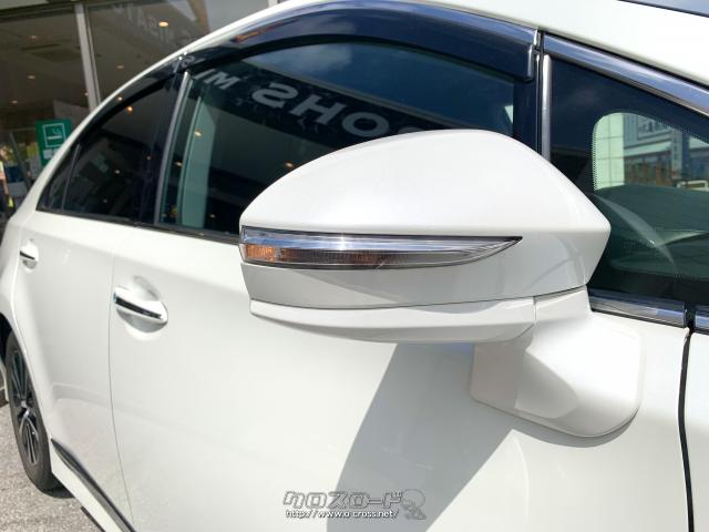 ドアメッキモールや電動格納式ドアミラーを標準装備した「G」。 トヨタ SAI