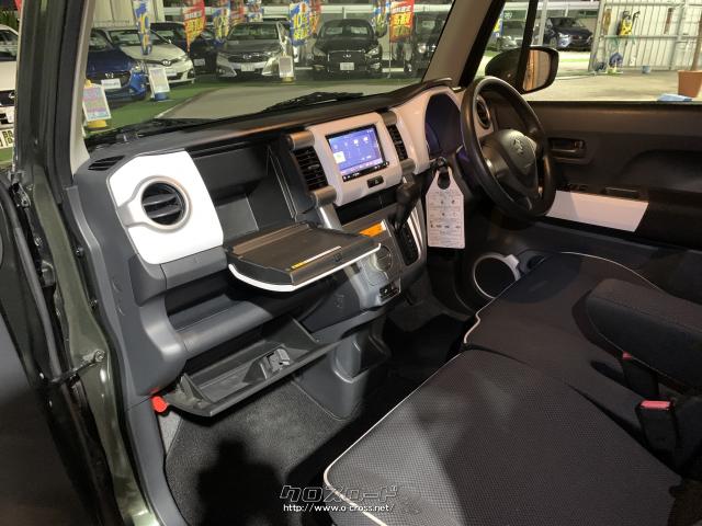 助手席側グローブボックス。 スズキ ハスラー