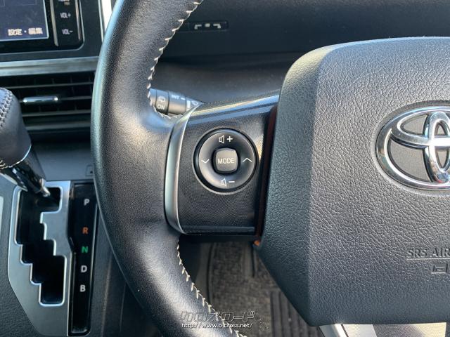 ステアリングスイッチでオーディオ操作可能! トヨタ シエンタ