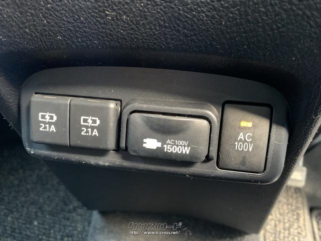 インテリアパネル下部にUSBポート、AC100V電源装備。 トヨタ シエンタ