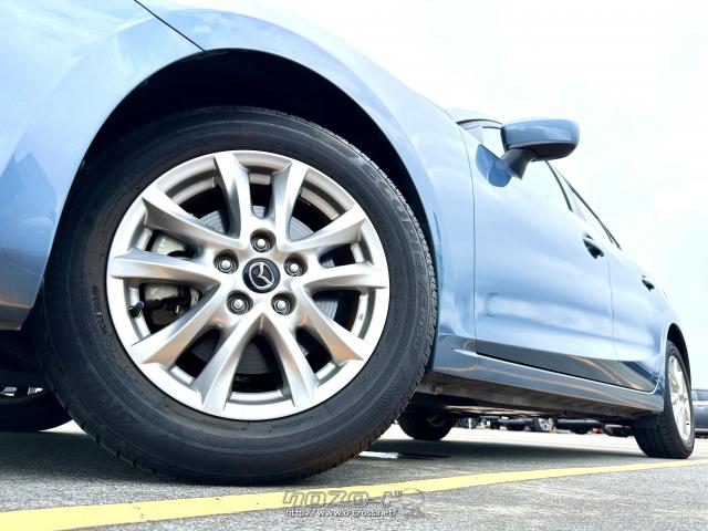 マツダ アクセラ