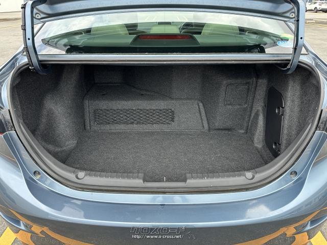 マツダ アクセラ