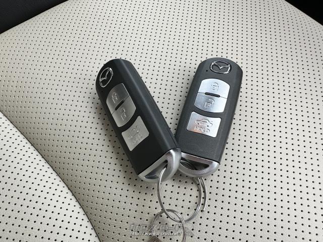 マツダ アクセラ