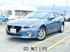 マツダ アクセラ