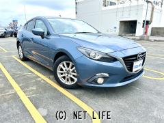 マツダ アクセラ