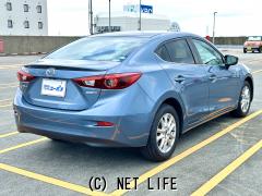 マツダ アクセラ