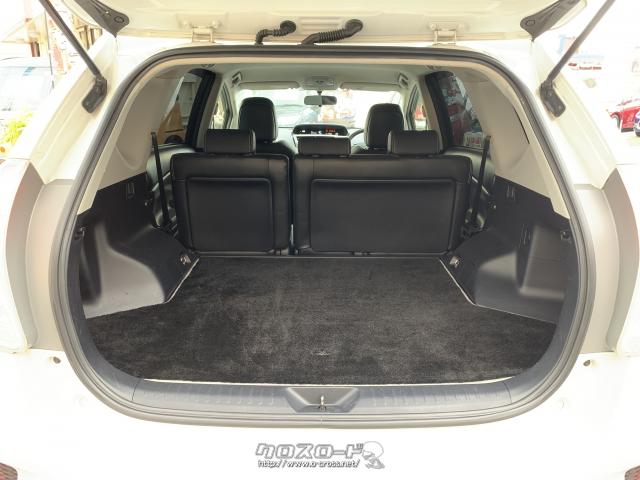 ラゲッジスペース トヨタ プリウスα