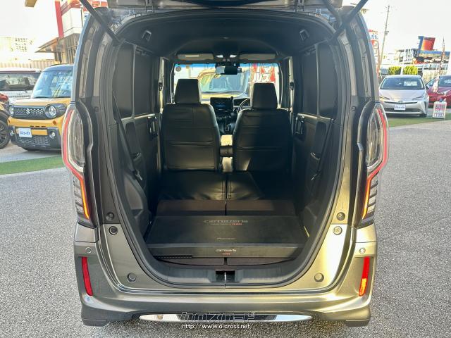 後席を倒す事で大きな荷物を積み込み可能に。 ホンダ N-BOX