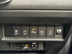 スズキ クロスビー