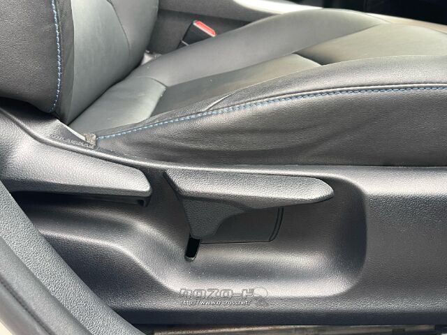 クチコミ高評価を獲得!お問い合わせはユーポス美里店まで!098-921-0203 トヨタ プリウス