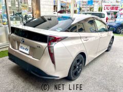 トヨタ プリウス