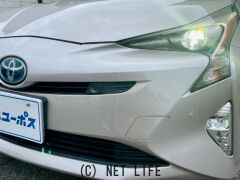 トヨタ プリウス