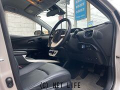 トヨタ プリウス