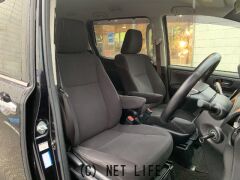 トヨタ エスクァイア