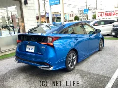 トヨタ プリウス